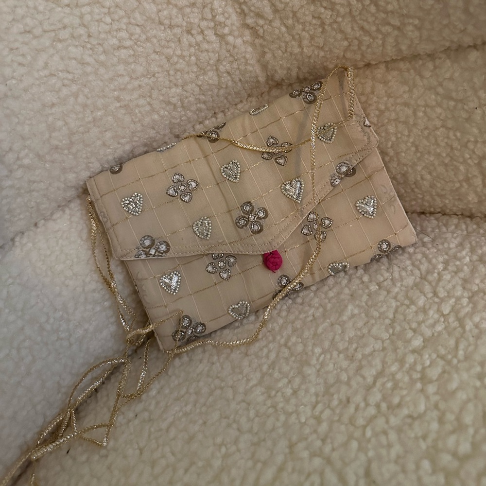 traditional pakistani bag